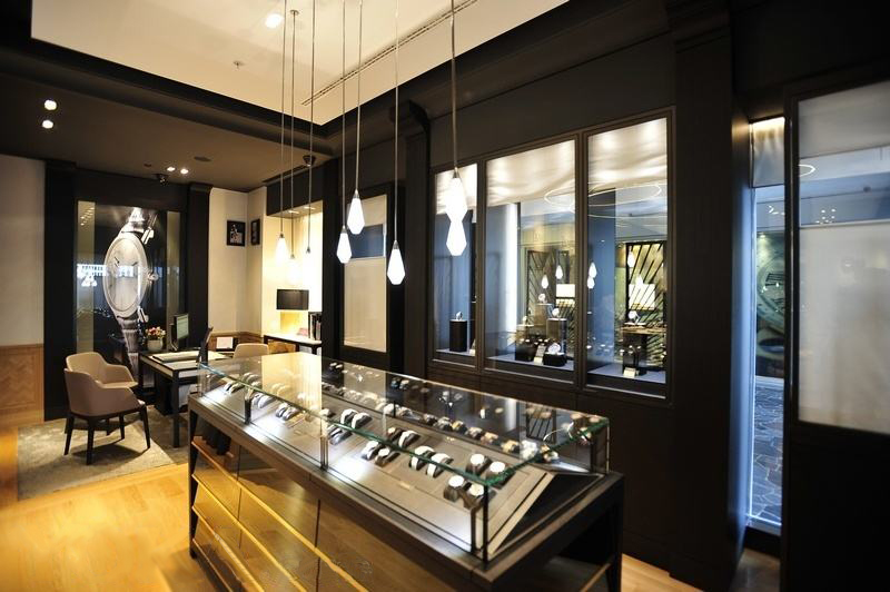 寶光實(shí)業(yè)(國(guó)際)有限公司連鎖店監(jiān)控系統(tǒng)安裝工程